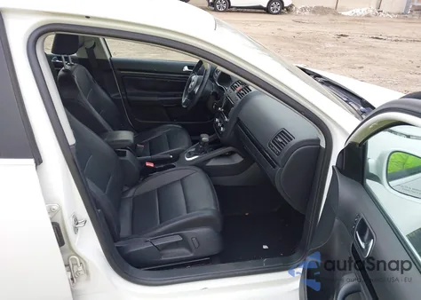 2010 Volkswagen Jetta Se из США, поврежденный, VIN 3VWRZ7AJ1AM030178